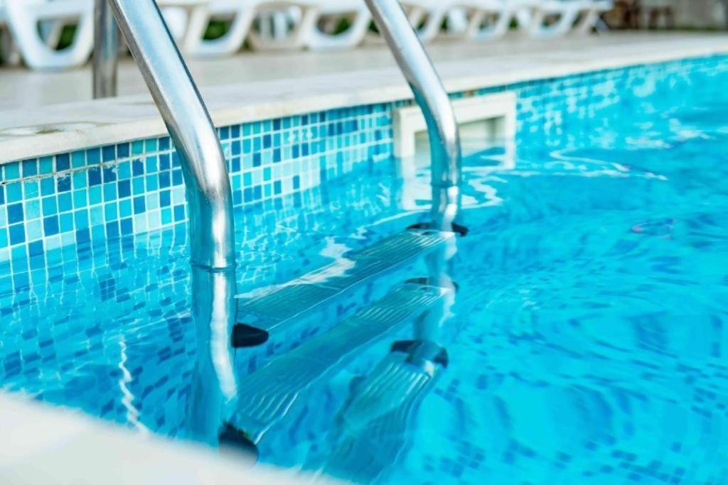 Royal Manor- Marina Diamond 2 Apartment Dubai Luaran gambar