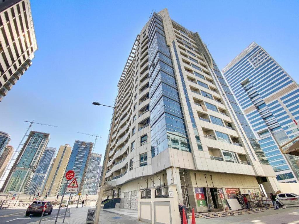 Royal Manor- Marina Diamond 2 Apartment Dubai Luaran gambar